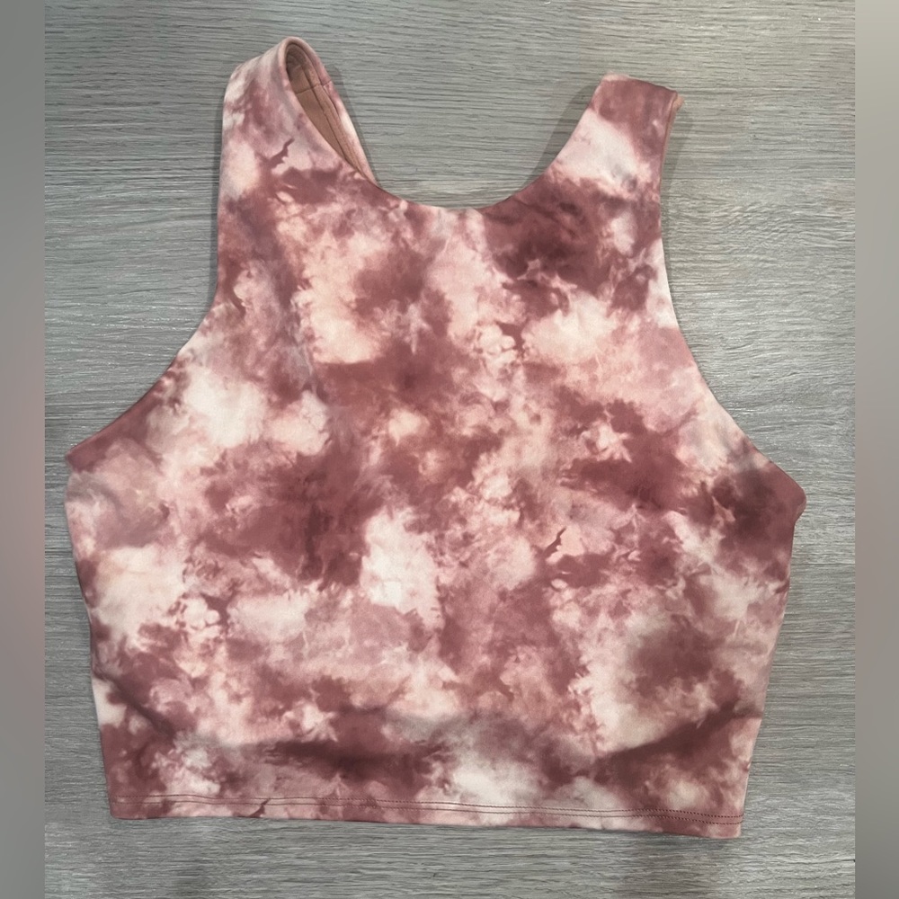 Athleta Conscious Crop